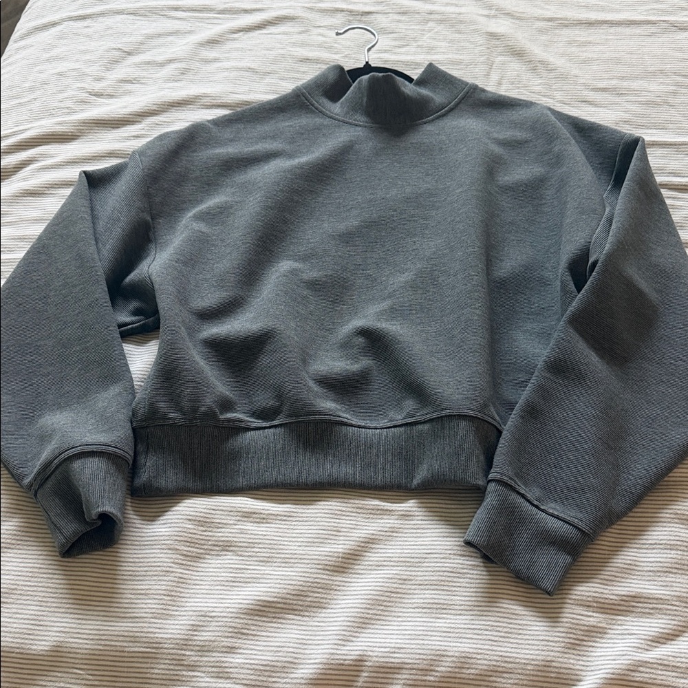 CALIA by Carrie Underwood Charcoal Cropped Mock Neck Sweatshirt